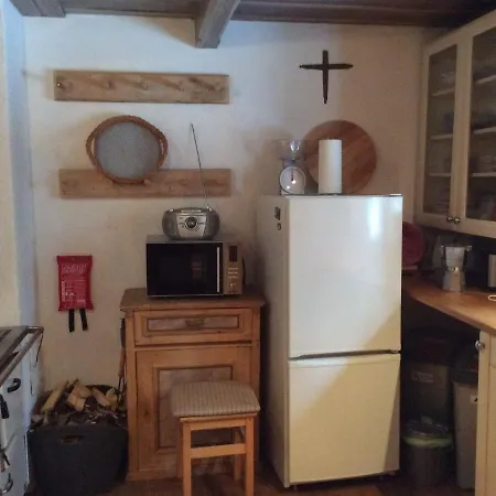 Binderhaeusl תיירזה